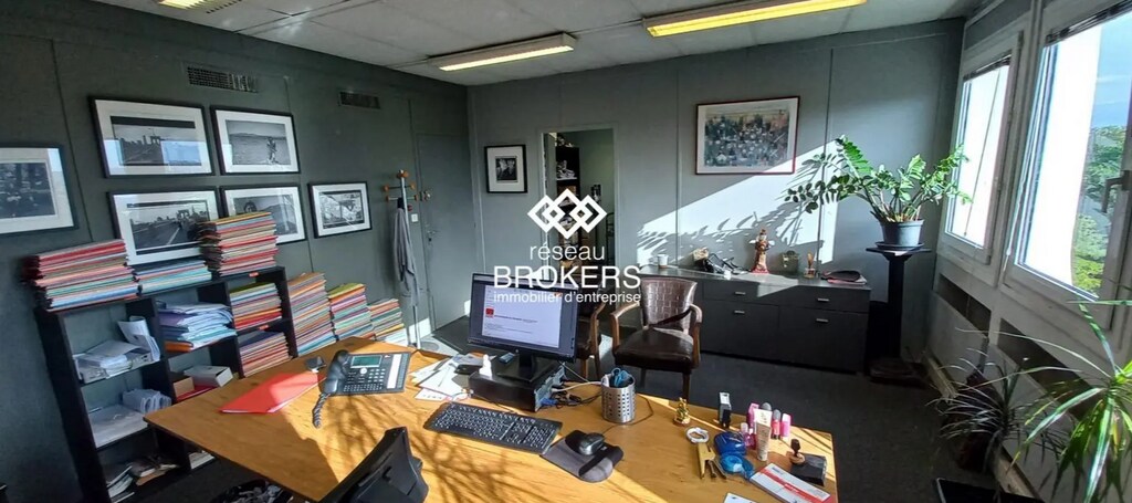 Location Bureaux 37 m² - Photo 1