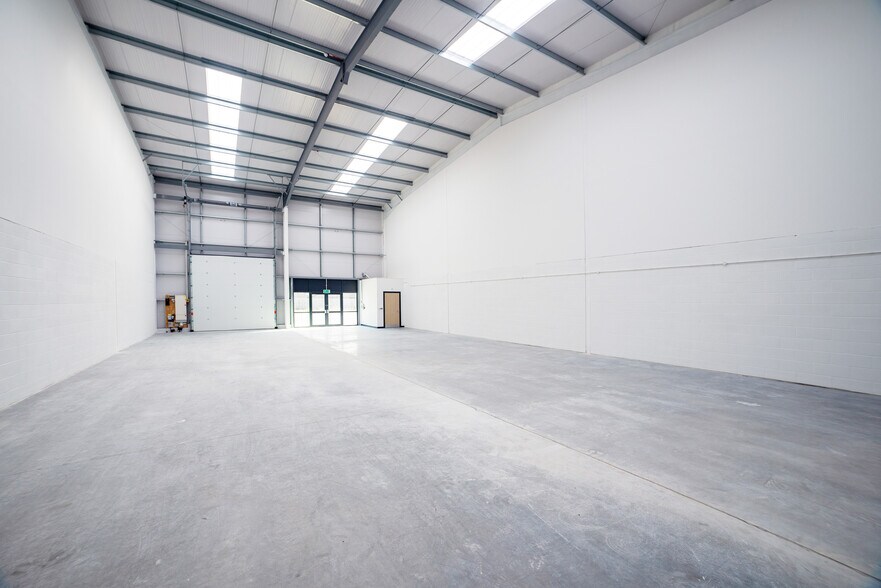 Ninth Av, Burton On Trent to rent - Interior Photo - Image 2 of 6