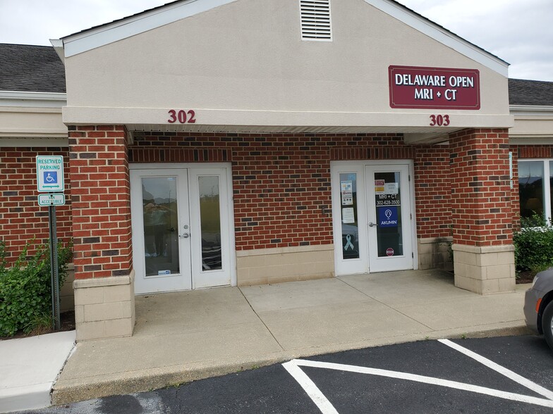 302 Health Services Dr, Seaford, DE for rent - Building Photo - Image 1 of 24