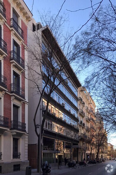 Calle de Jorge Juan, 30, Madrid, Madrid to rent - Building Photo - Image 2 of 3