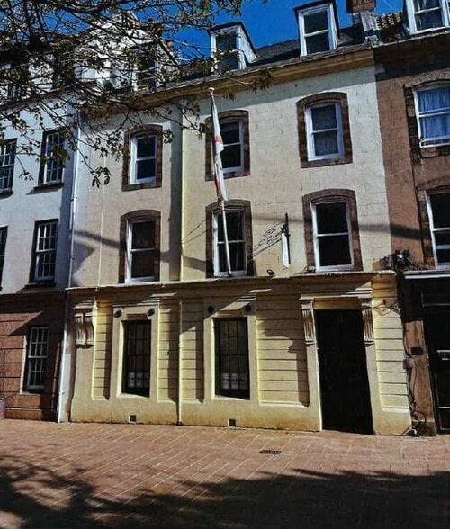 13 Royal Sq, Jersey for sale - Building Photo - Image 1 of 1