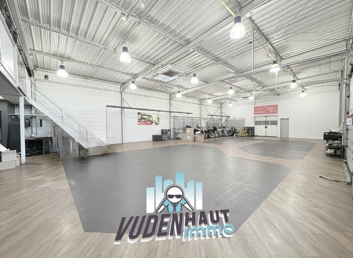 Light Industrial in Toulouse to rent Interior Photo- Image 1 of 10