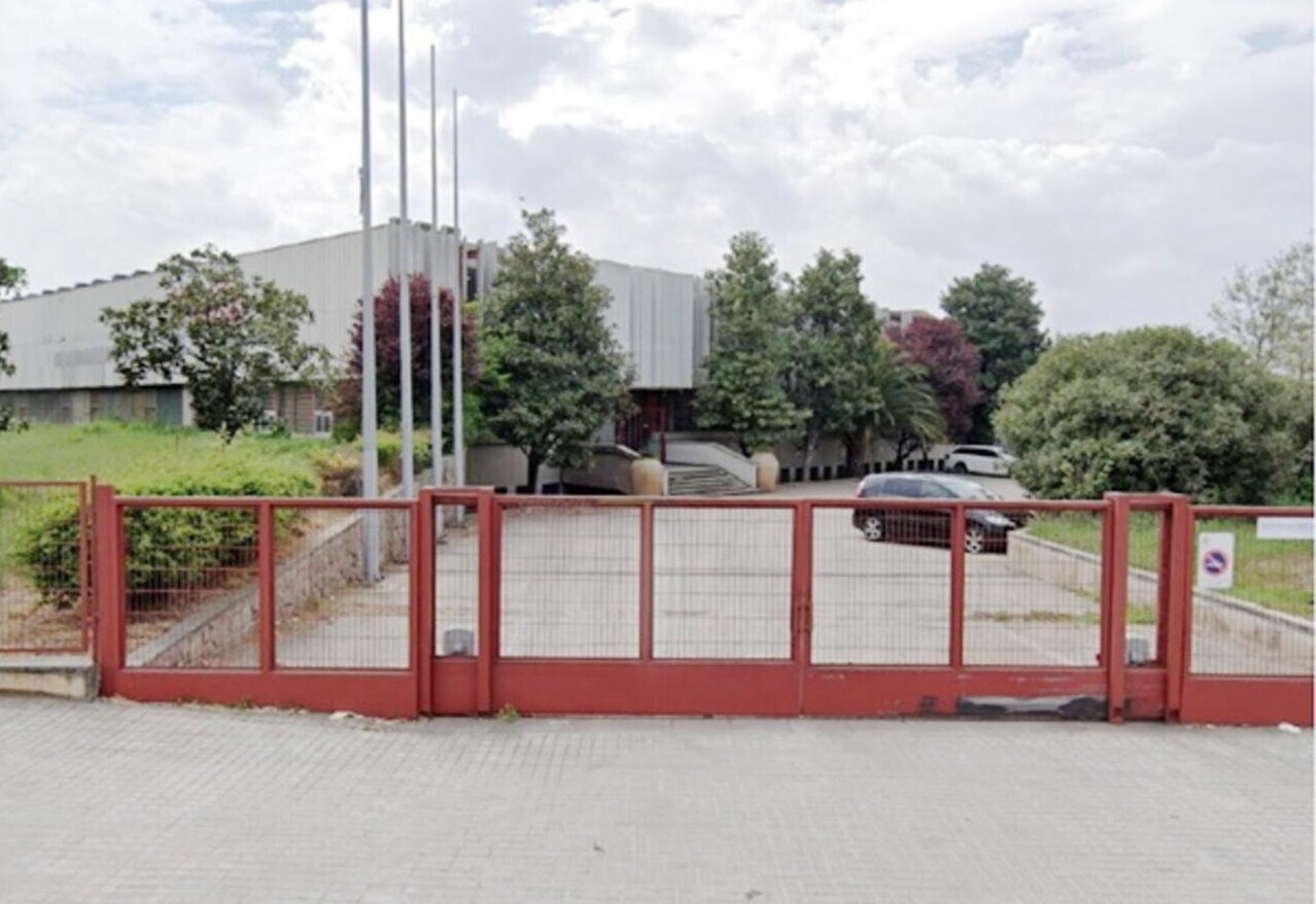 Office in Santa Perpètua de Mogoda, Barcelona to rent Building Photo- Image 1 of 2