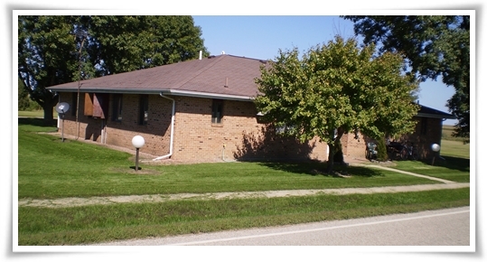 631 Main St, Bristow, IA for sale - Primary Photo - Image 1 of 1