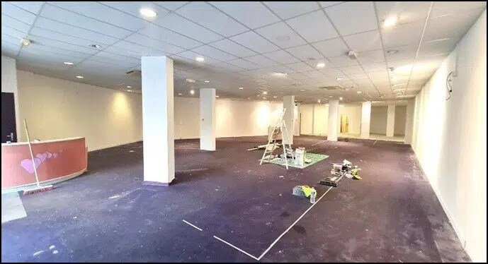 Retail in Herblay-sur-Seine to rent - Building Photo - Image 3 of 7