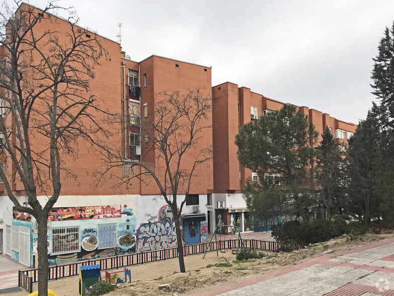 Plaza Pau Casals, 7, Rivas-Vaciamadrid, Madrid for rent - Building Photo - Image 2 of 4