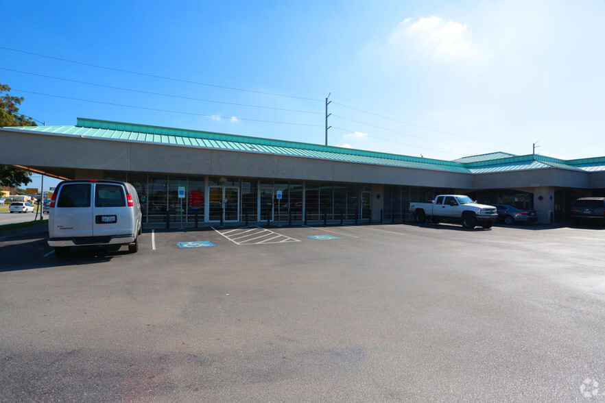 3301 Fondren Rd, Houston, TX for rent - Building Photo - Image 1 of 8