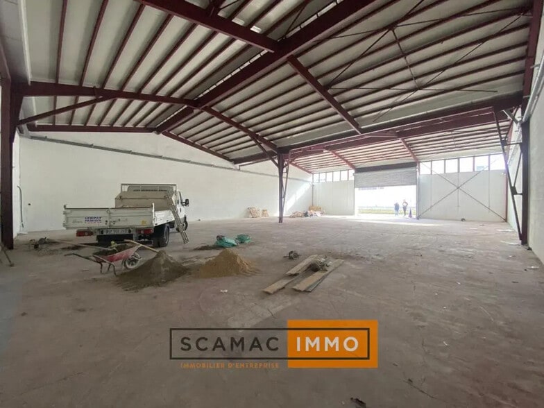 Industrial in Aubagne to rent - Interior Photo - Image 3 of 5