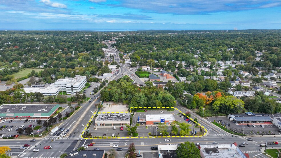 Best Retail Block in Suffolk County portfolio of 2 properties for sale on LoopNet.co.uk - Building Photo - Image 1 of 5