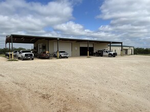 300 El Rancho Way, Dilley, TX for sale Primary Photo- Image 1 of 1