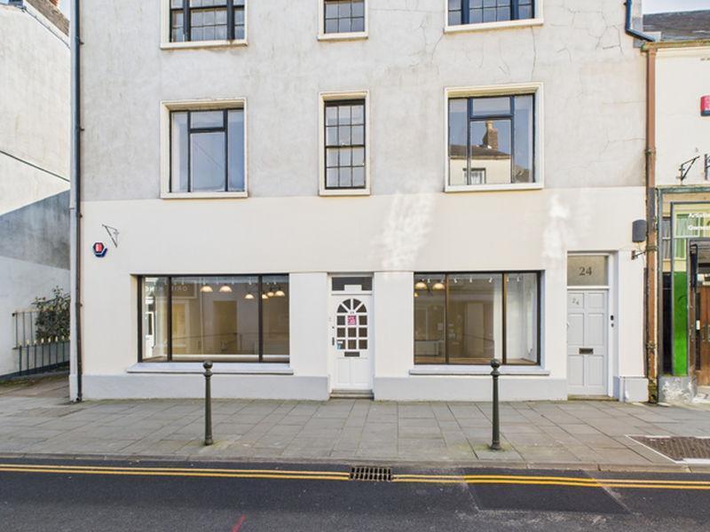 24 King St, Carmarthen to rent Building Photo- Image 1 of 17