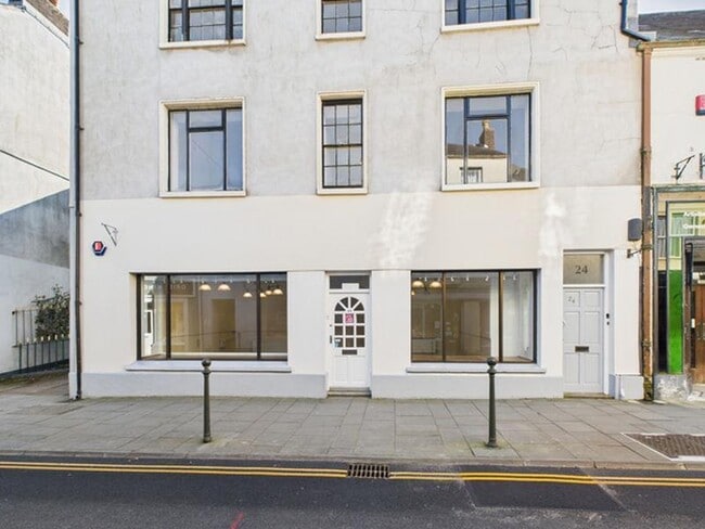 More details for 24 King St, Carmarthen - Retail to Rent