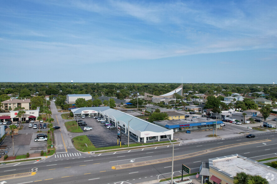 301-329 10th Ave N, Jacksonville Beach, FL for rent - Aerial - Image 3 of 7