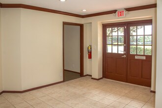 1699 S Federal Hwy, Boca Raton, FL for rent Interior Photo- Image 1 of 23