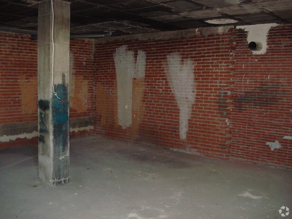 Calle Jaime i el Conquistador, 3, Parla, MAD 28982 - Unit Puerta L3, Esc. 1 -  - Interior Photo - Image 1 of 2