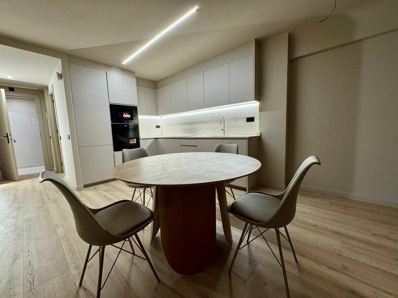 Build-to-Rent in Santa Coloma de Gramenet, Barcelona for sale - Interior Photo - Image 3 of 50