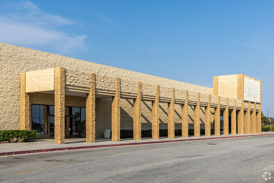 100 Westminster Mall, Westminster, CA for sale - Building Photo - Image 1 of 1