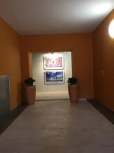 Office in Marseille to rent Interior Photo- Image 2 of 3