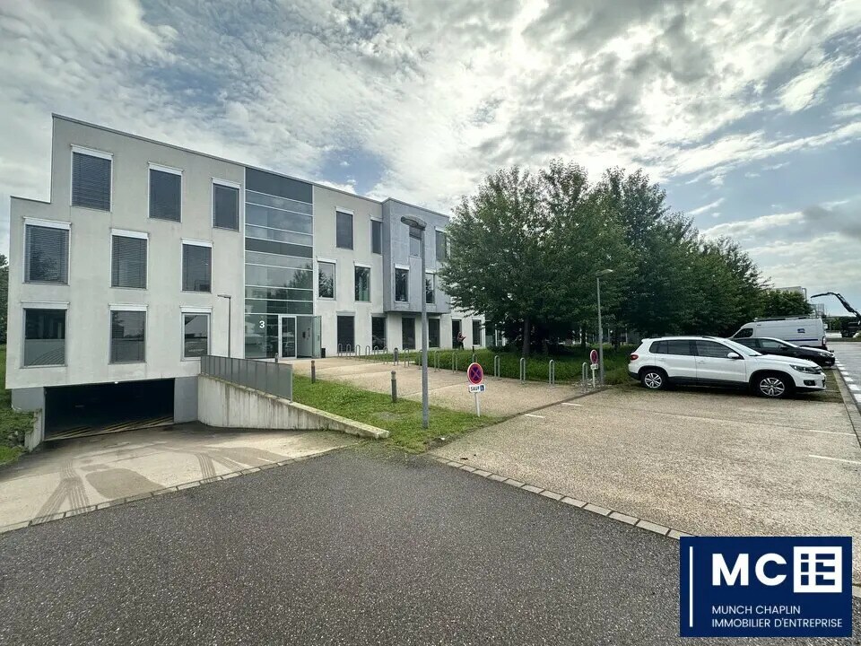 Office in Schiltigheim to rent Building Photo- Image 1 of 11