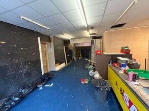 232-240 Rake Ln, Wallasey to rent Interior Photo- Image 1 of 2