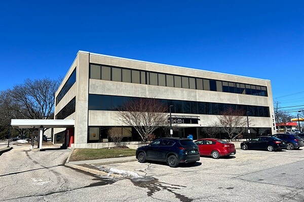 1795 Williston Rd, South Burlington, VT to rent Building Photo- Image 1 of 8