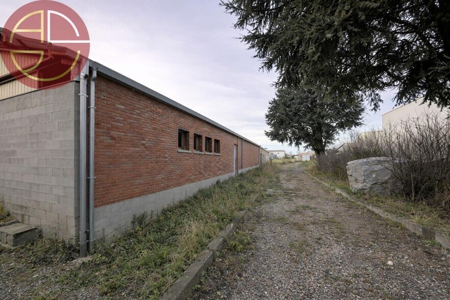 Industrial in Toulouse for sale - Building Photo - Image 3 of 6