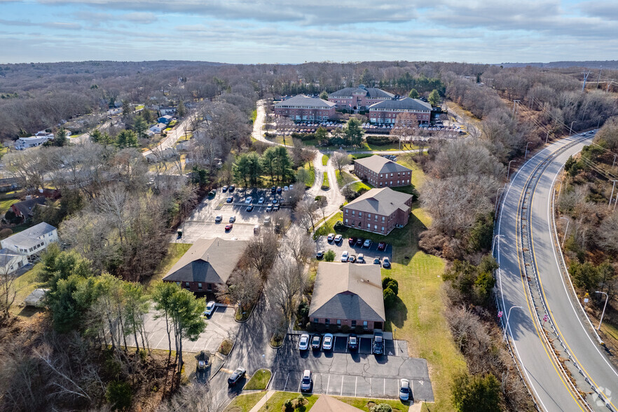 300 Centerville Rd, Warwick, RI for sale - Aerial - Image 3 of 7