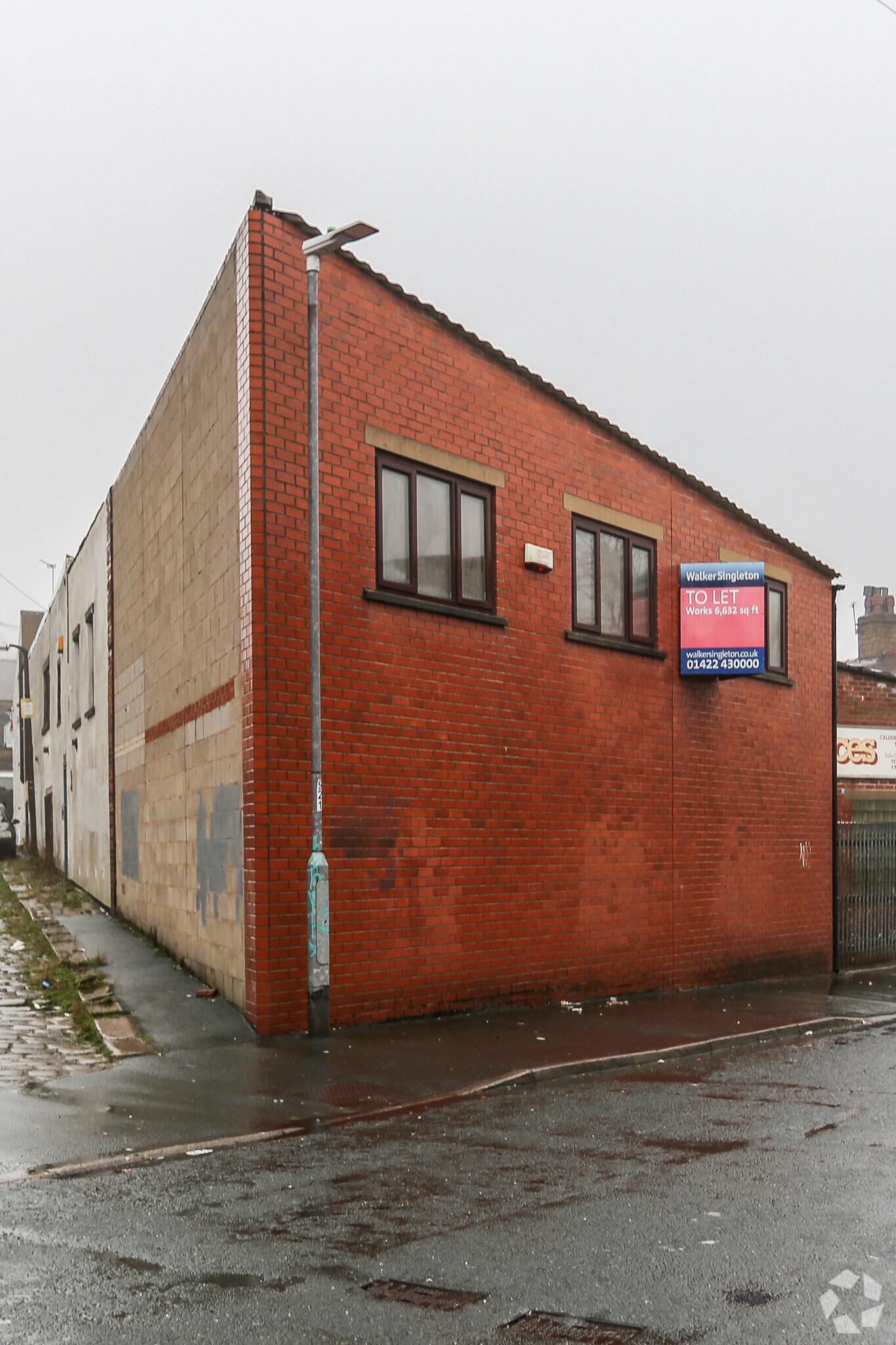 Clay Pits Ln, Halifax for sale Primary Photo- Image 1 of 1