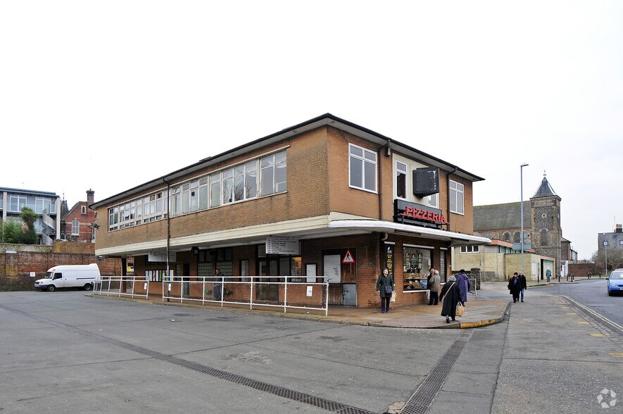 Eastgate St, Lewes for sale - Building Photo - Image 2 of 6