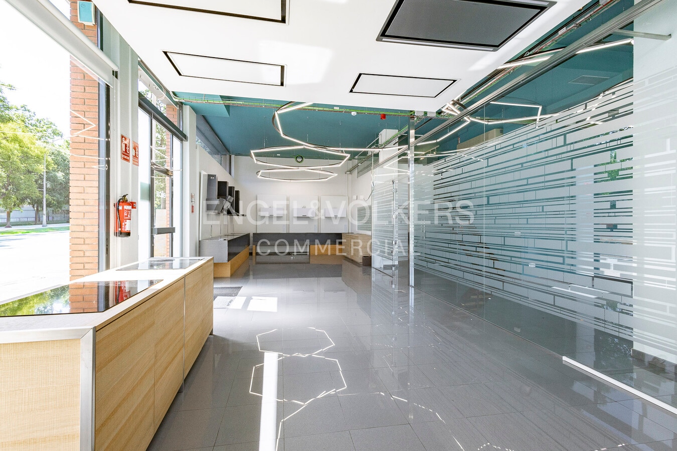 Sant Just Desvern, BAR 08960 - Unit - -  - Interior Photo - Image 2 of 19