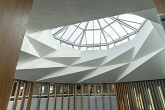 Rydon Ln, Exeter to rent Interior Photo- Image 2 of 11