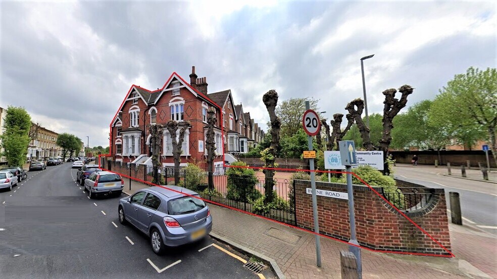 91 Bedford Hill Hl, London for sale - Primary Photo - Image 1 of 1
