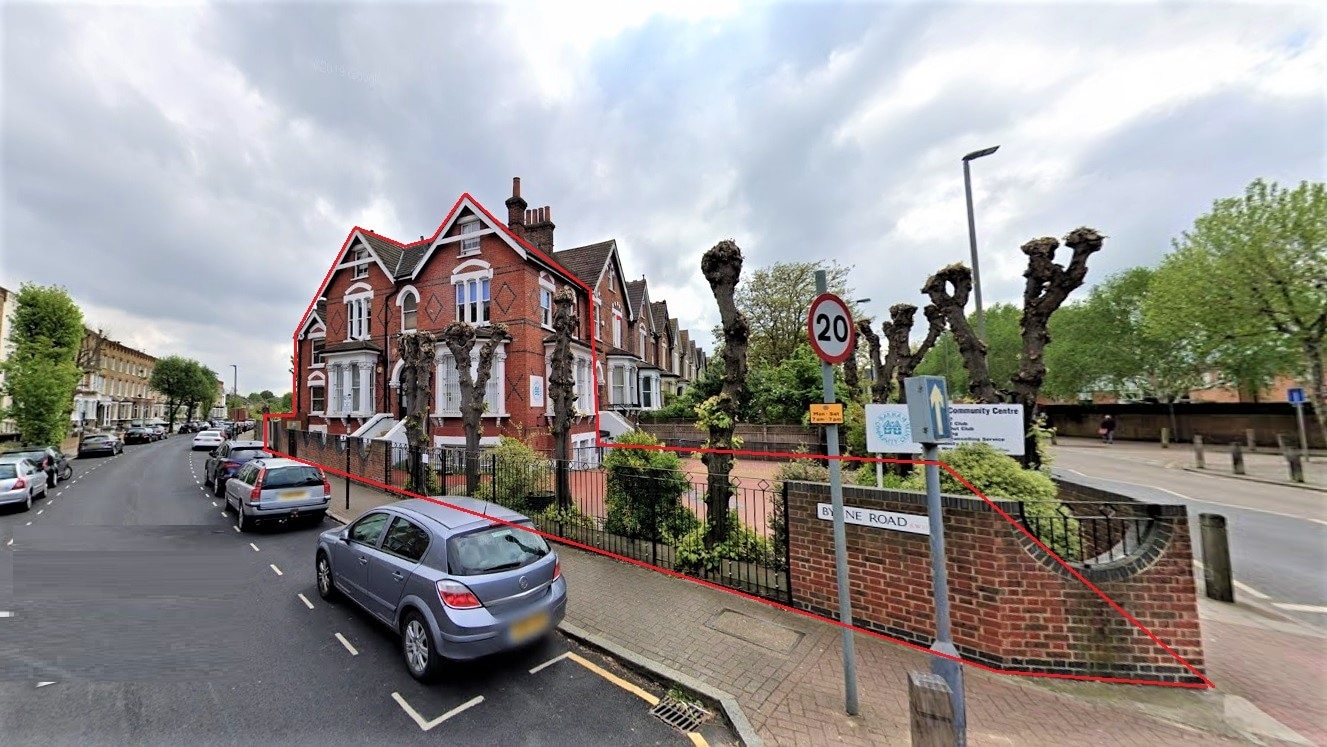 91 Bedford Hill Hl, London for sale Primary Photo- Image 1 of 1