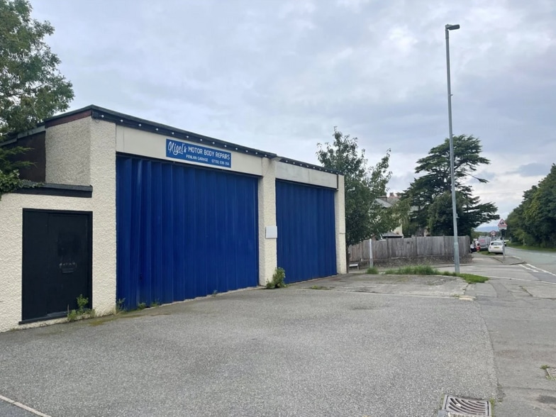 1 Maes Dolfor, Llanfairfechan for sale - Primary Photo - Image 1 of 1