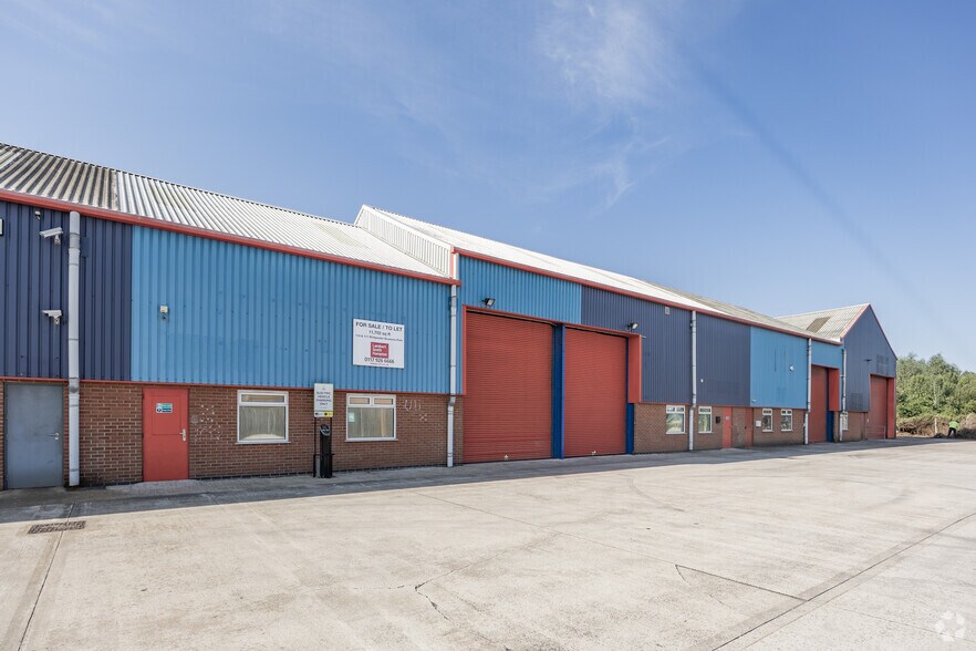 Bristol Rd, Dunball to rent - Primary Photo - Image 1 of 11