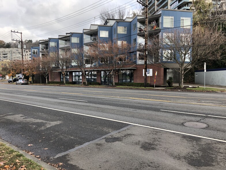 500 Elliott Ave W, Seattle, WA for sale - Building Photo - Image 1 of 7