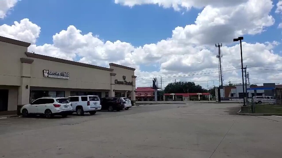 2201 Thompson Rd, Richmond, TX for rent - Commercial Listing Video - Image 3 of 33