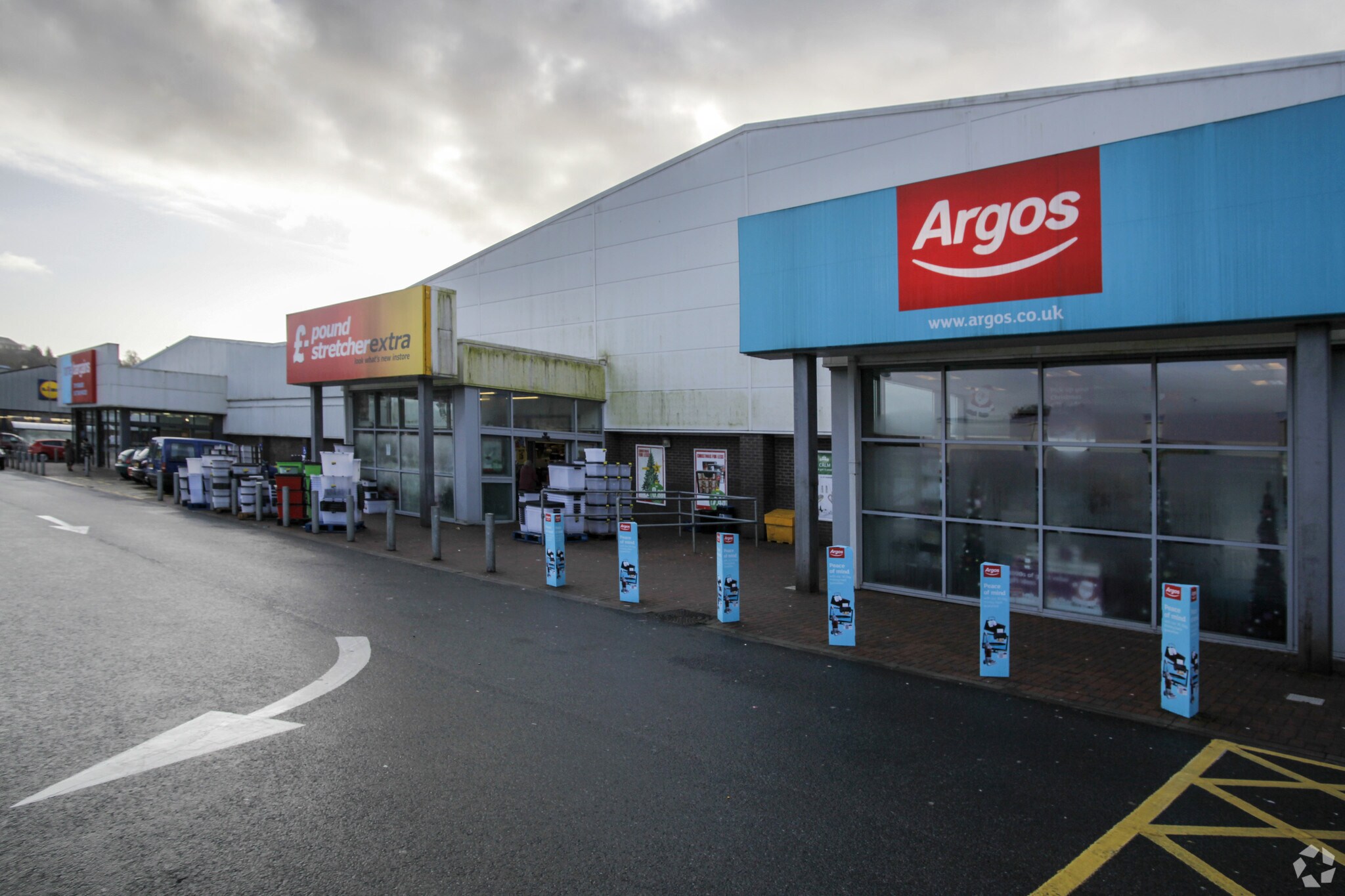 Ffordd Parc Ynysderw, Swansea for sale Primary Photo- Image 1 of 1