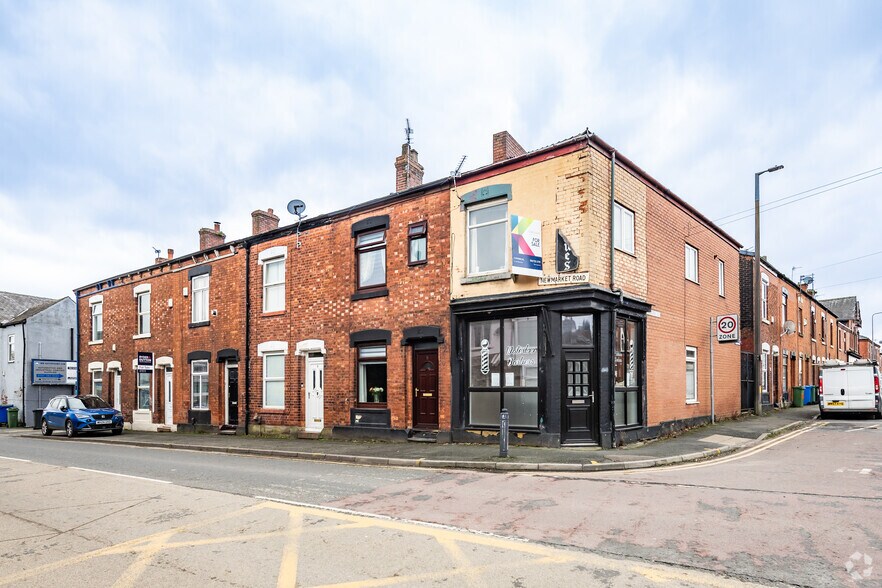 13 Newmarket Rd, Ashton Under Lyne for sale - Building Photo - Image 2 of 2