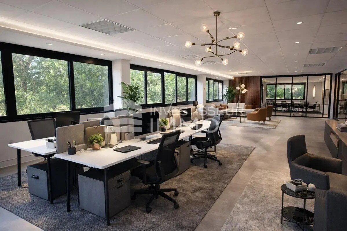Office in Palaiseau to rent Interior Photo- Image 1 of 6