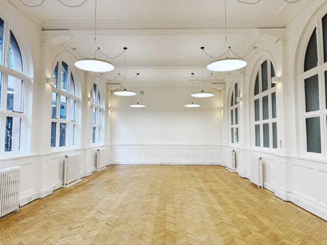 20-21 Staple Inn, London to rent - Building Photo - Image 3 of 9