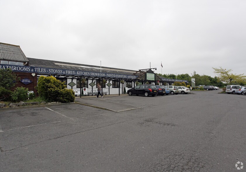 Maidenhead Rd, Bracknell for sale - Primary Photo - Image 1 of 1