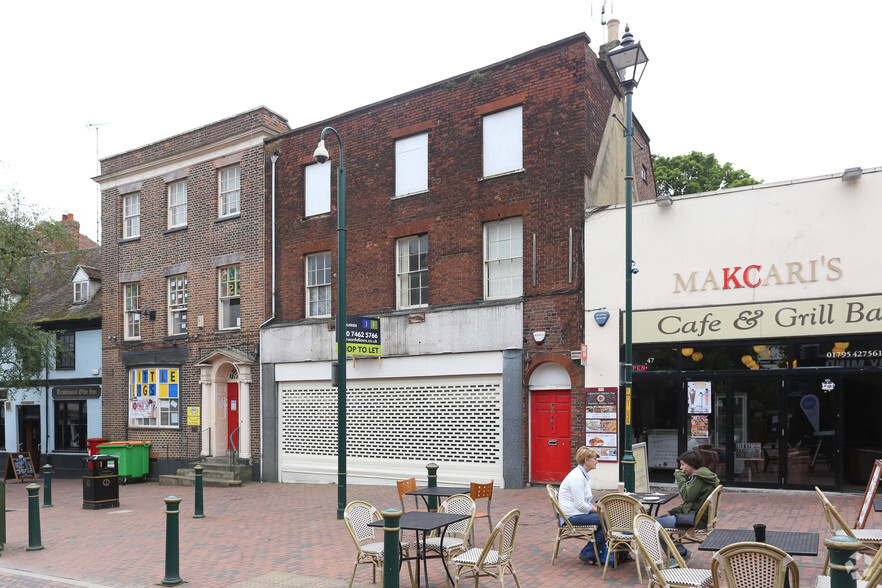 45 High St, Sittingbourne for rent - Building Photo - Image 2 of 3