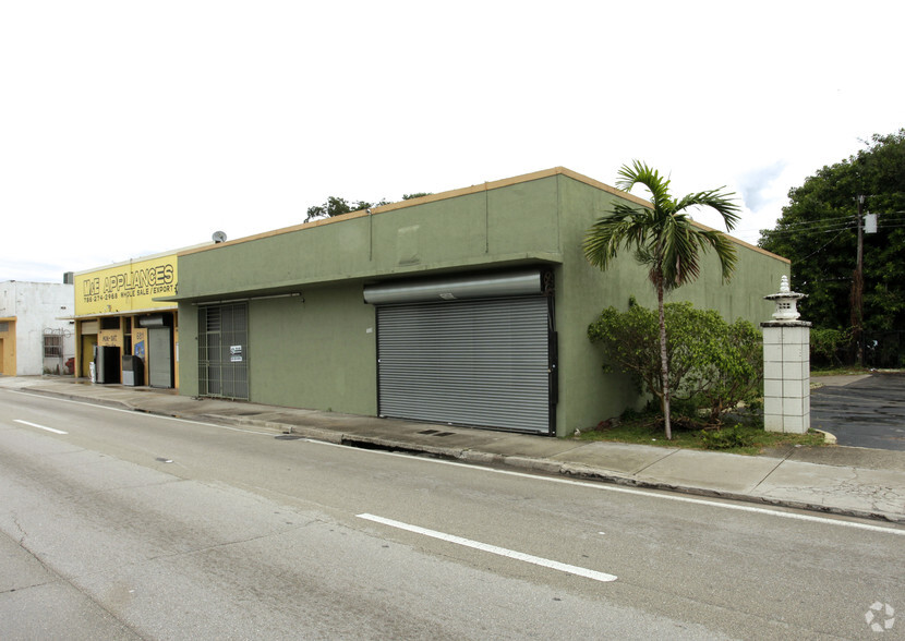 6807 NW 7th Ave, Miami, FL for sale - Primary Photo - Image 1 of 2