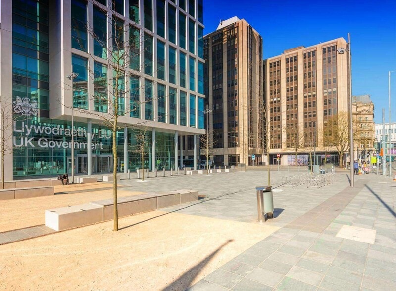 Wood St, Cardiff to rent - Building Photo - Image 1 of 2