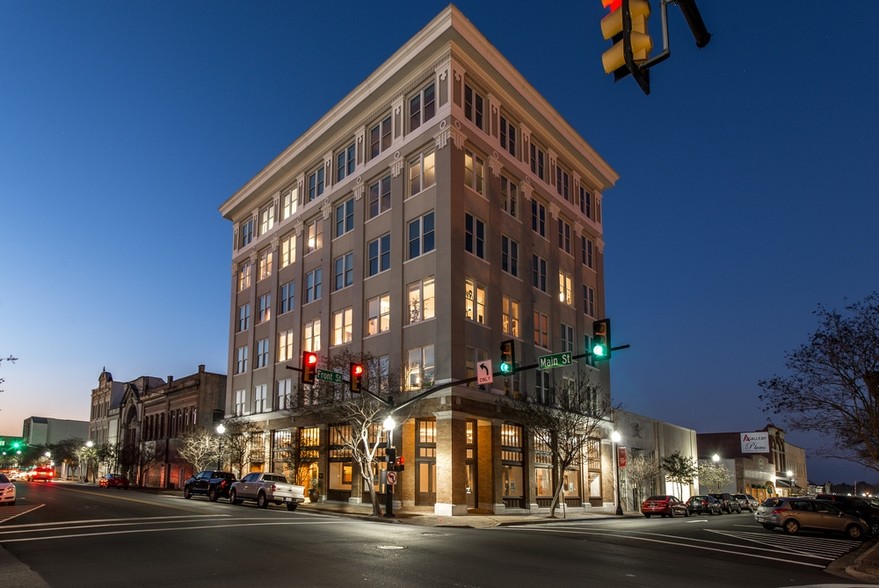 501-509 N Main St, Hattiesburg, MS for rent - Building Photo - Image 1 of 16