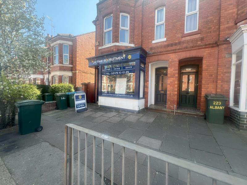 221 Albany Rd, Coventry to rent Building Photo- Image 1 of 4