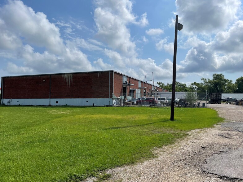 4471 Michoud Blvd, New Orleans, LA for sale - Building Photo - Image 1 of 5