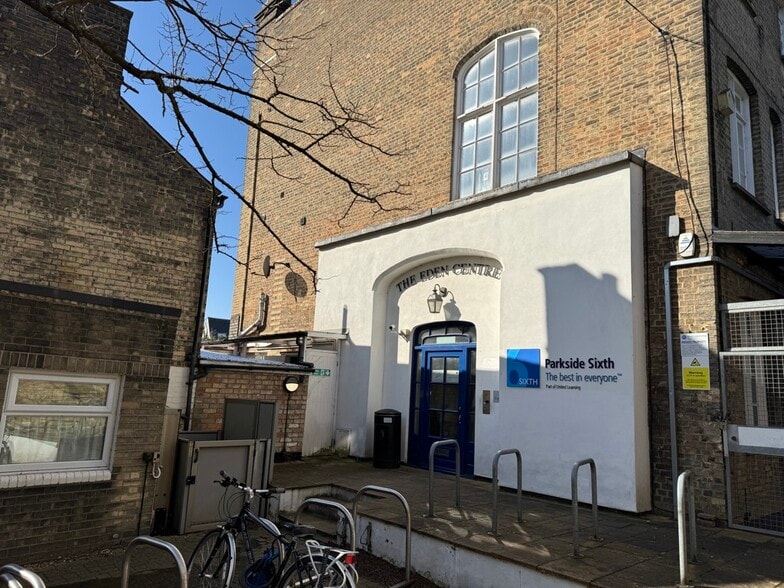 47 City Rd, Cambridge to rent - Building Photo - Image 2 of 2