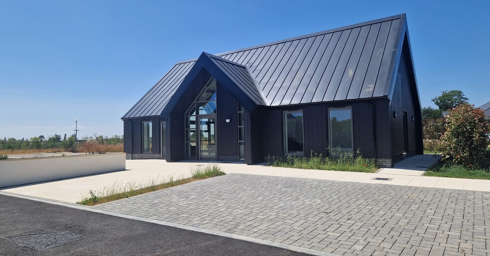 Maldon Rd, Southminster to rent - Building Photo - Image 1 of 2